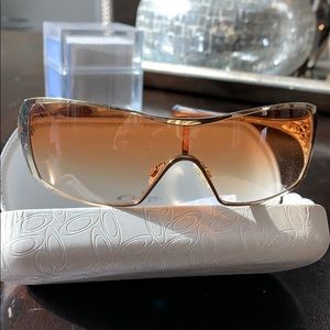 Oakley Womens Sunglasses and Case